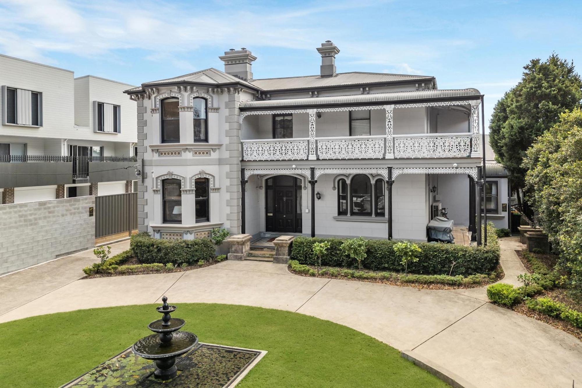 מלון ניוקסטל The Mansion מראה חיצוני תמונה